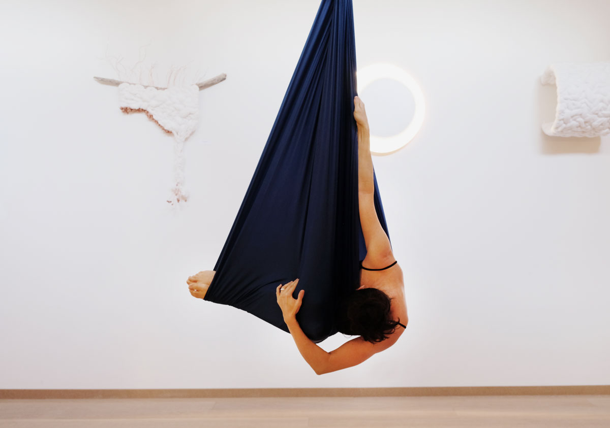 Aerial Yoga Teacher Training with Sisse Siegumfeldt • Blå Himmel Yoga